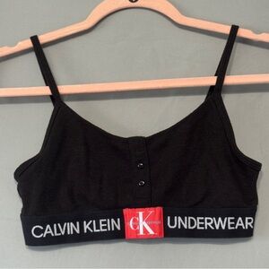 Calvin Klein Womens Black Button-Front Unlined Bralette Size M Red Logo Wireless
